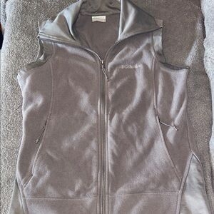 Columbia Charcoal Sleeveless Fleece Jacket
